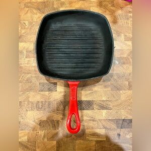 Cast iron square skillet